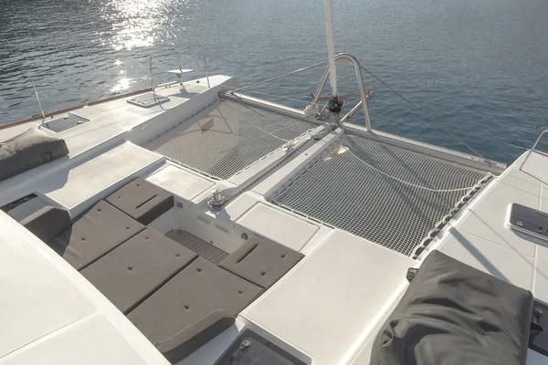 Lagoon 52 F - Boatscribe.com