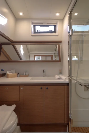 Lagoon 52 F - Boatscribe.com