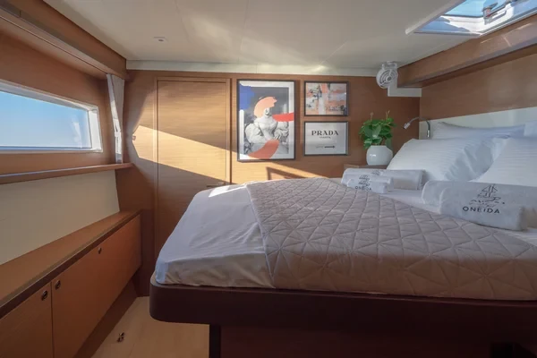 Lagoon 52 F - Boatscribe.com