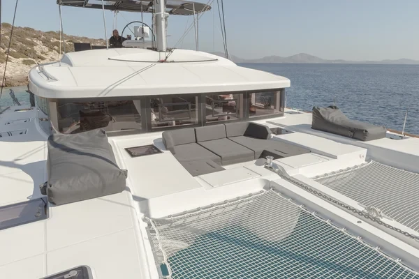 Lagoon 52 F - Boatscribe.com