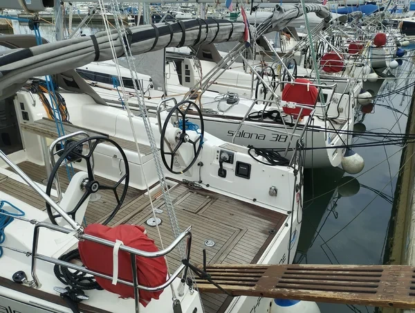 Salona 38 - Boatscribe.com