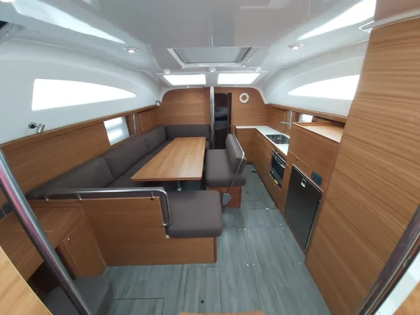 Elan Impression 45.1 - Boatscribe.com