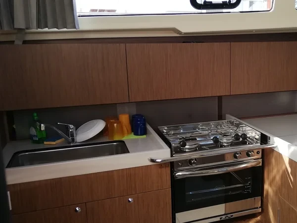 Oceanis 38.1 - Boatscribe.com