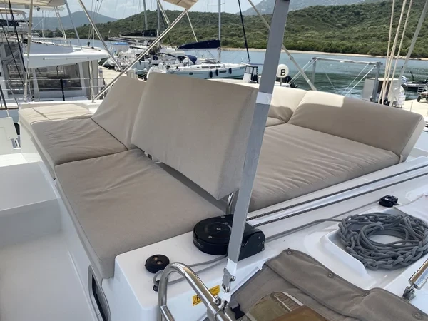 Lagoon 46 - Boatscribe.com