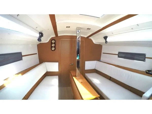 Sun Odyssey 349 - Boatscribe.com