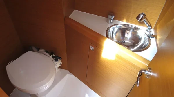 Sun Odyssey 349 - Boatscribe.com