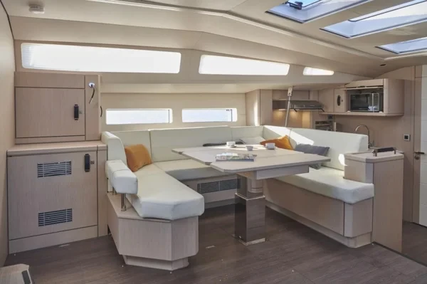 Jeanneau 60 - Boatscribe.com