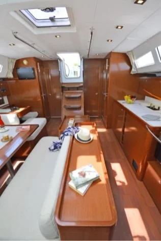 Oceanis 50 Family - Boatscribe.com