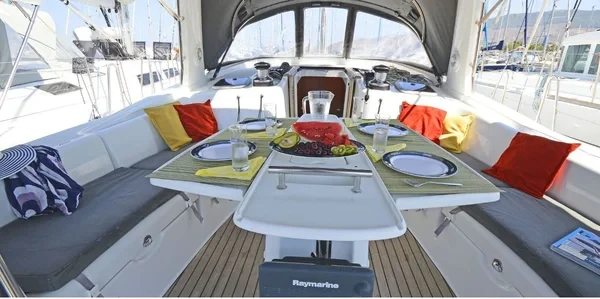 Oceanis 50 Family - Boatscribe.com