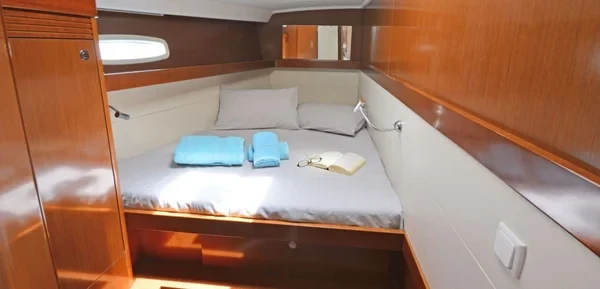 Oceanis 50 Family - Boatscribe.com