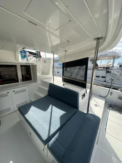 Lagoon 450 F - Boatscribe.com
