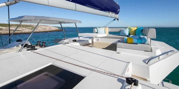 Leopard 42 - Boatscribe.com