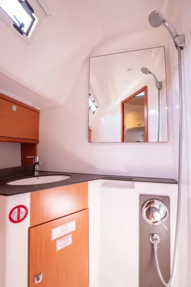 Bavaria 46 Cruiser - Boatscribe.com