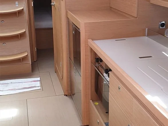 Dufour 390 - Boatscribe.com