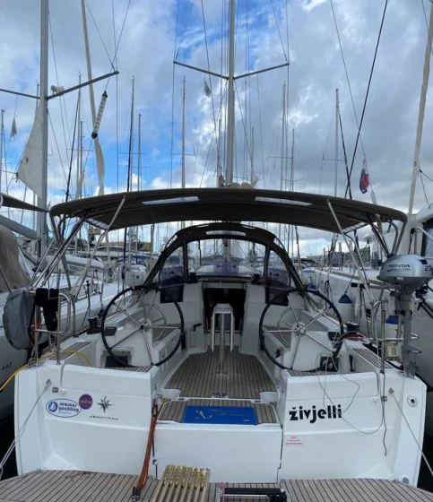 Sun Odyssey 389 - Boatscribe.com