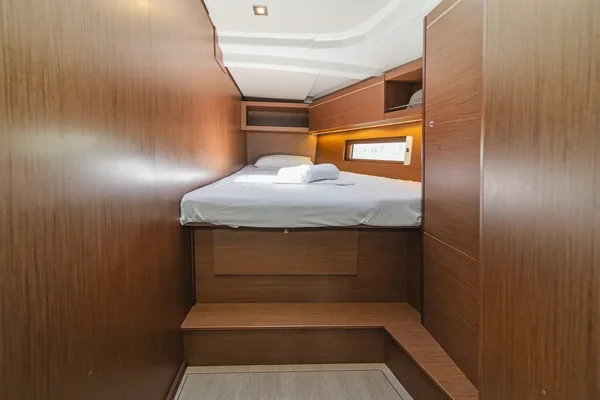 Oceanis 46.1 - Boatscribe.com