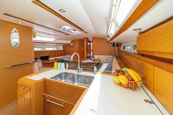 Sun Odyssey 439 - Boatscribe.com