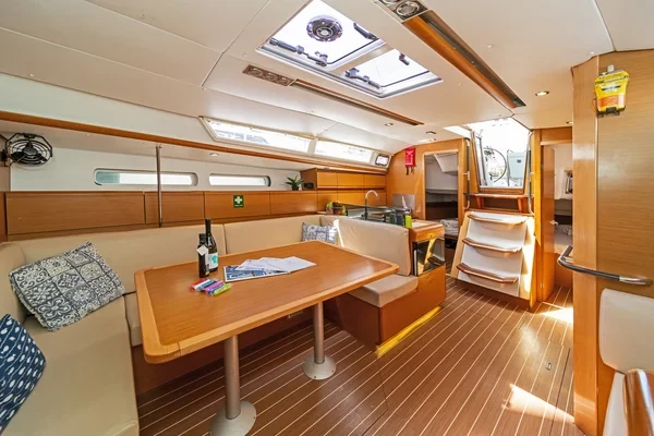Sun Odyssey 439 - Boatscribe.com