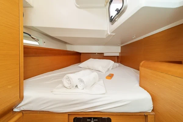 Sun Odyssey 439 - Boatscribe.com
