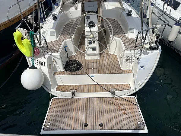 Bavaria 33 Cruiser - Boatscribe.com