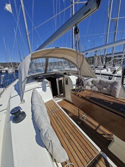 Bavaria 33 Cruiser - Boatscribe.com