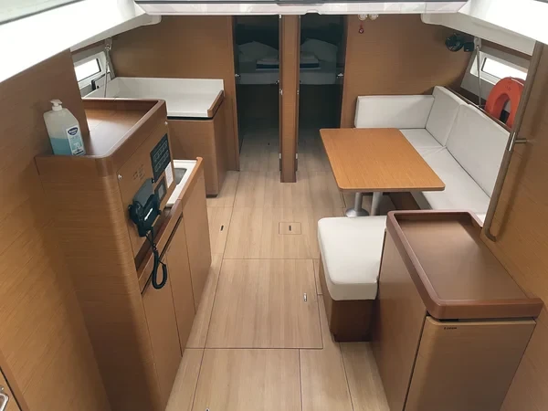 Sun Odyssey 490 - Boatscribe.com