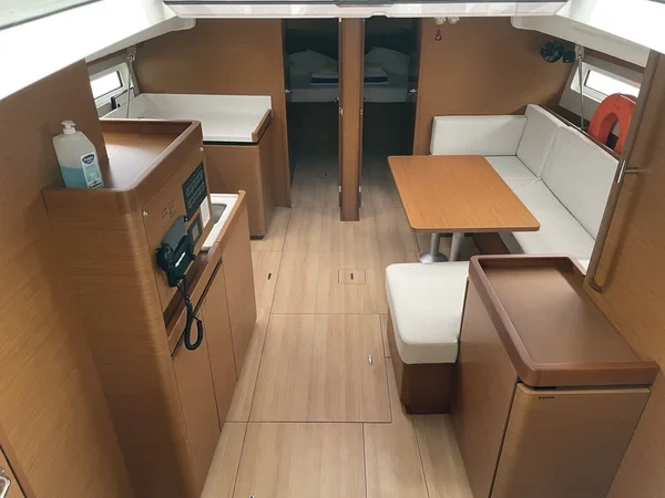 Sun Odyssey 490 - Boatscribe.com