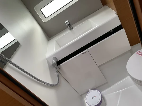 Sun Odyssey 490 - Boatscribe.com