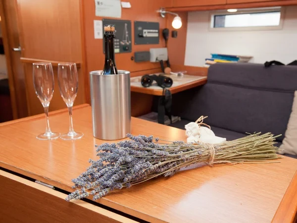 Bavaria 37 Cruiser - Boatscribe.com
