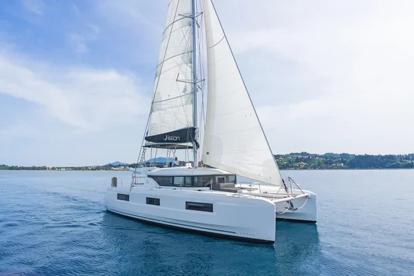 Lagoon 46 - Boatscribe.com