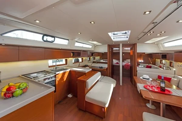 Oceanis 51.1 - Boatscribe.com