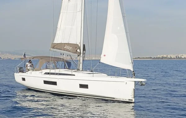 Oceanis 51.1 - Boatscribe.com