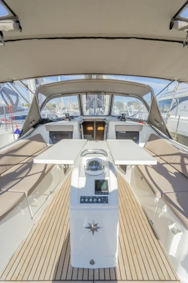Sun Odyssey 410 - Boatscribe.com