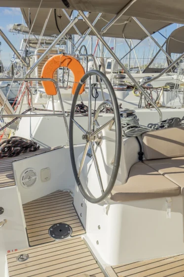 Sun Odyssey 410 - Boatscribe.com