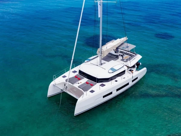 Dufour 48 - Boatscribe.com