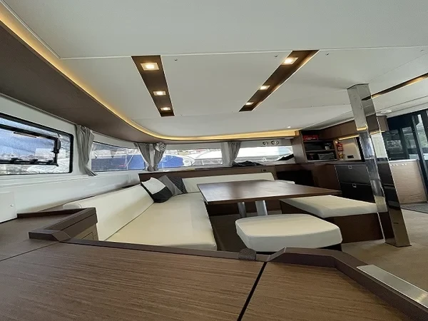 Lagoon 46 - Boatscribe.com