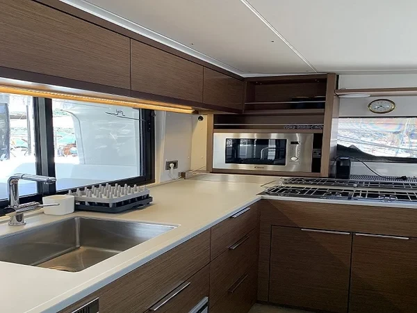 Lagoon 46 - Boatscribe.com