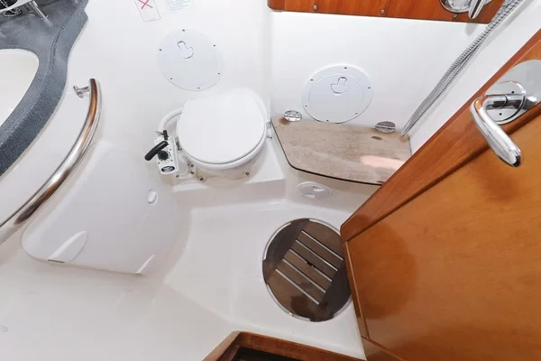 Bavaria 50 Cruiser - Boatscribe.com