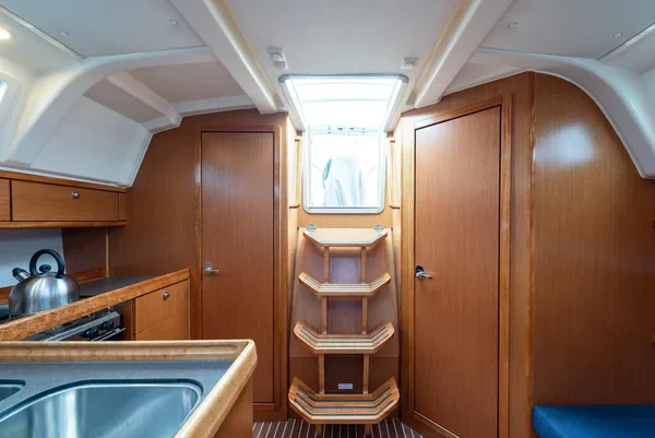 Bavaria 37 - Boatscribe.com