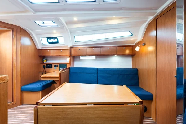Bavaria 37 - Boatscribe.com