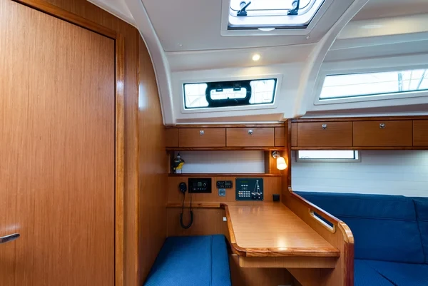 Bavaria 37 - Boatscribe.com