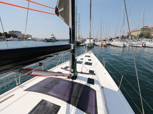 Dufour 560 - Boatscribe.com