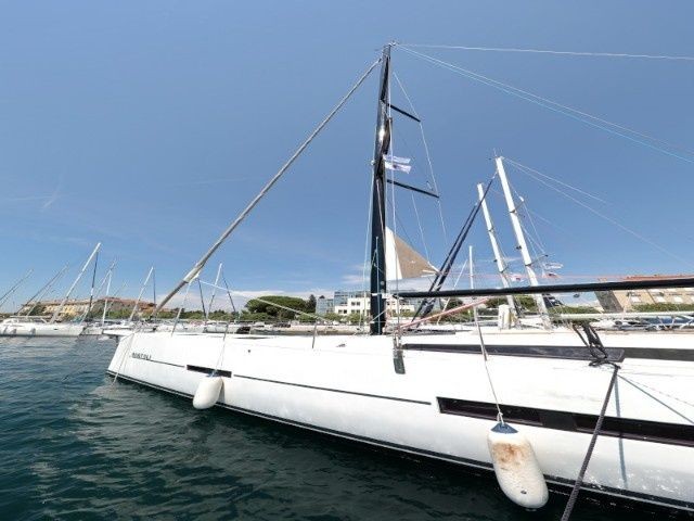 Dufour 560 - Boatscribe.com