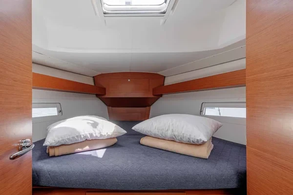 Dufour 382 GL - Boatscribe.com