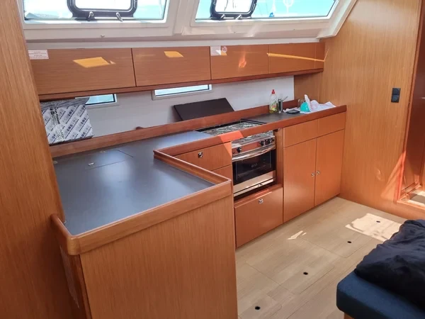 Bavaria 46 Cruiser - Boatscribe.com