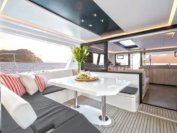 Leopard 44 - Boatscribe.com