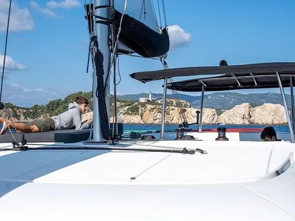 Lagoon 42 - Boatscribe.com