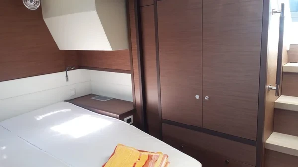 Lagoon 52 F - Boatscribe.com