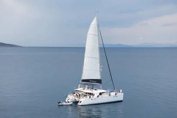 Lagoon 450 F - Boatscribe.com