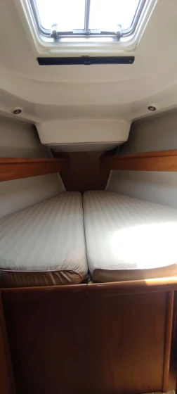 Sun Odyssey 43  - Boatscribe.com